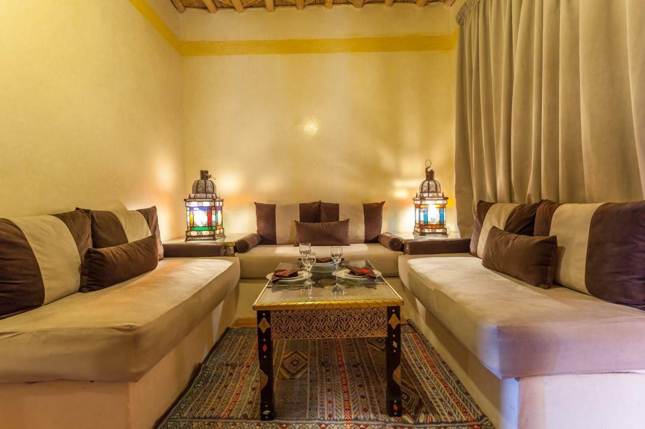 Bed and Breakfast Kasbah Tizzarouine à Boumalne Extérieur photo