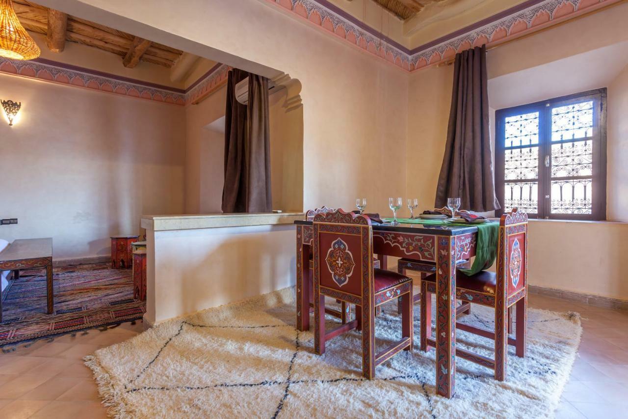 Bed and Breakfast Kasbah Tizzarouine à Boumalne Extérieur photo